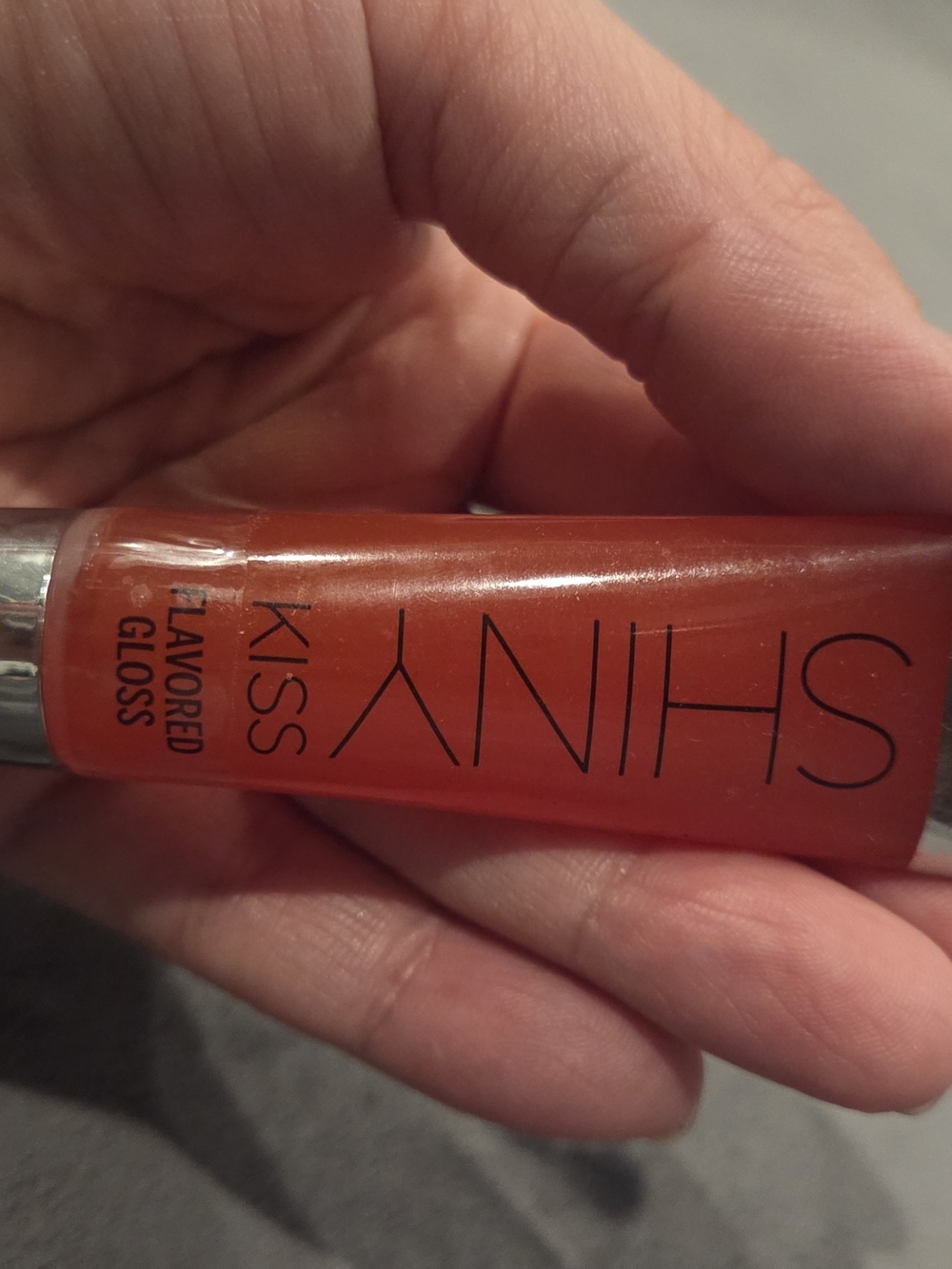 Shiny Kiss Me Gloss Lip Gloss in Red NWT